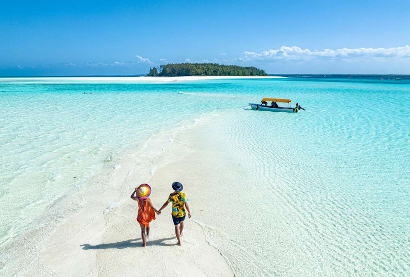 What-to-Pack-for-a-Romantic-Luxury-Safari-and-Zanzibar-Escape